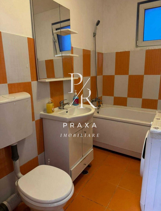 Apartament de vanzare pe Eroilor!
