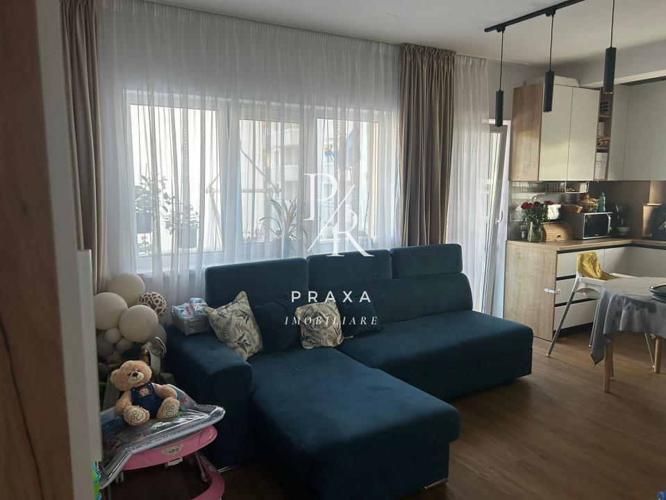 Apartament de vanzare 3 camere, 2 bai, parcare pe Cetatii!