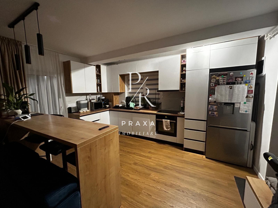 Apartament de vanzare 3 camere, 2 bai, parcare pe Cetatii!