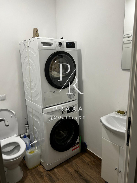 Apartament de vanzare 3 camere, 2 bai, parcare pe Cetatii!
