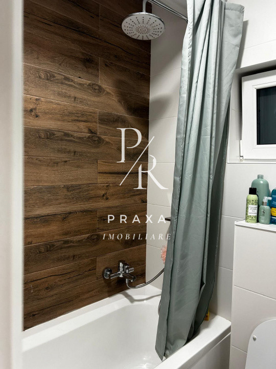 Apartament de vanzare 3 camere, 2 bai, parcare pe Cetatii!
