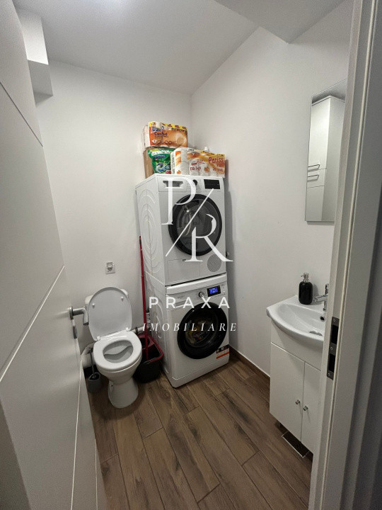 Apartament de vanzare 3 camere, 2 bai, parcare pe Cetatii!