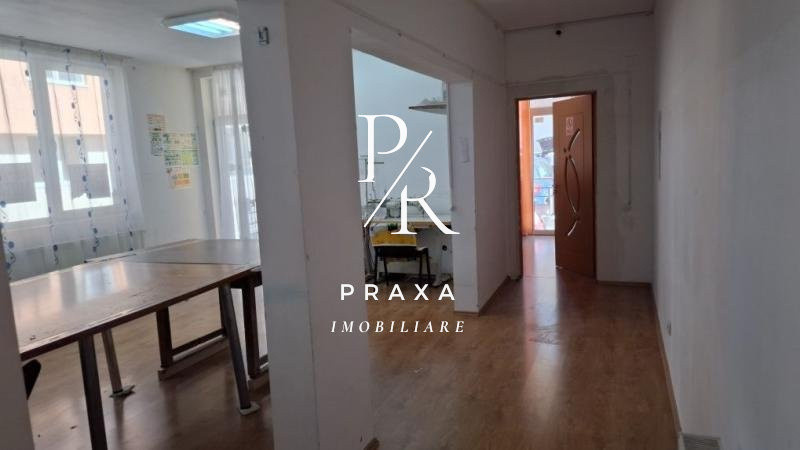 De inchiriat, spatiu  comercial 57 mp, zona Eroilor, parcare