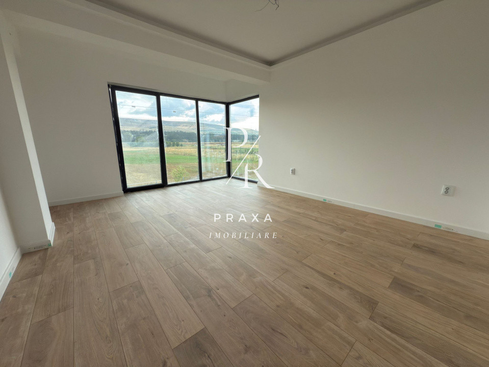 Casa idividuala, 5 camere, 191 mp, 750 mp teren, 4 parcari, zona Iazului!