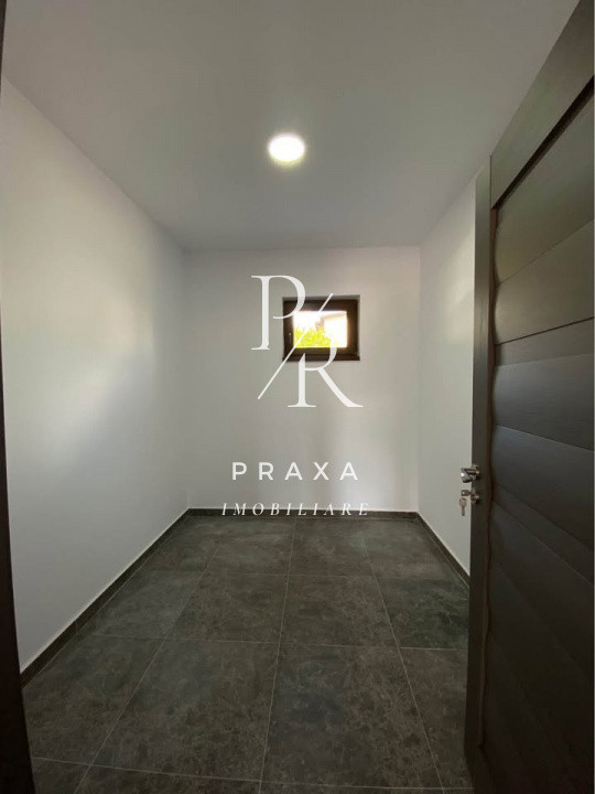 Spatiu comercial de inchiriat  la casa, 83 mp cu 2 intrari!
