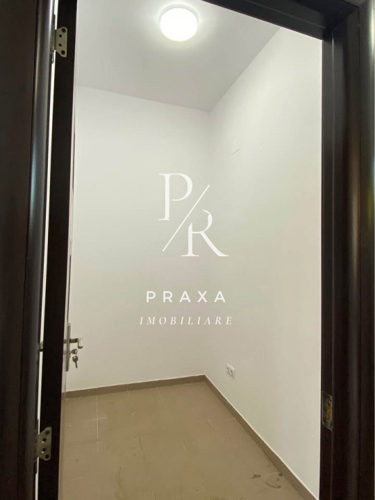 Spatiu comercial de inchiriat  la casa, 83 mp cu 2 intrari!