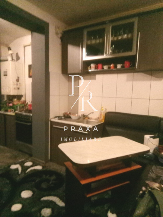 Oportunitate!  Apartament 2 camere semidecomandat, mobilat, zona Florilor