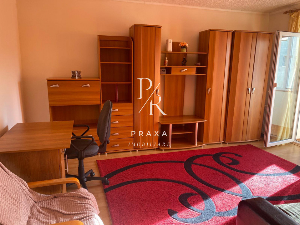 Apartament o camere decomandata, 39 mp, etaj intermediar, zona Eroilor!