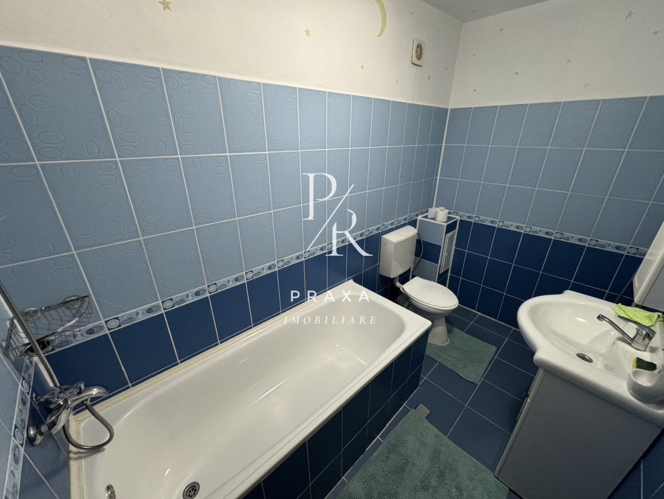 Apartament o camere decomandata, 39 mp, etaj intermediar, zona Eroilor!