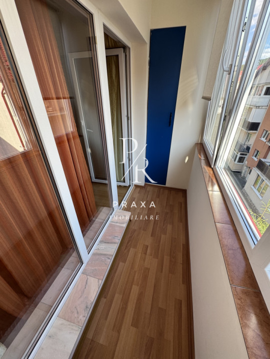 Apartament o camere decomandata, 39 mp, etaj intermediar, zona Eroilor!