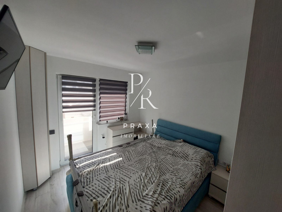 Apartament de vanzare 3 camere, 60 mp, 2 bai, 2 parcari, AC, zona Cetatii!