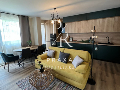 Apartament de vanzare 3 camere si parcare zona Panemar!