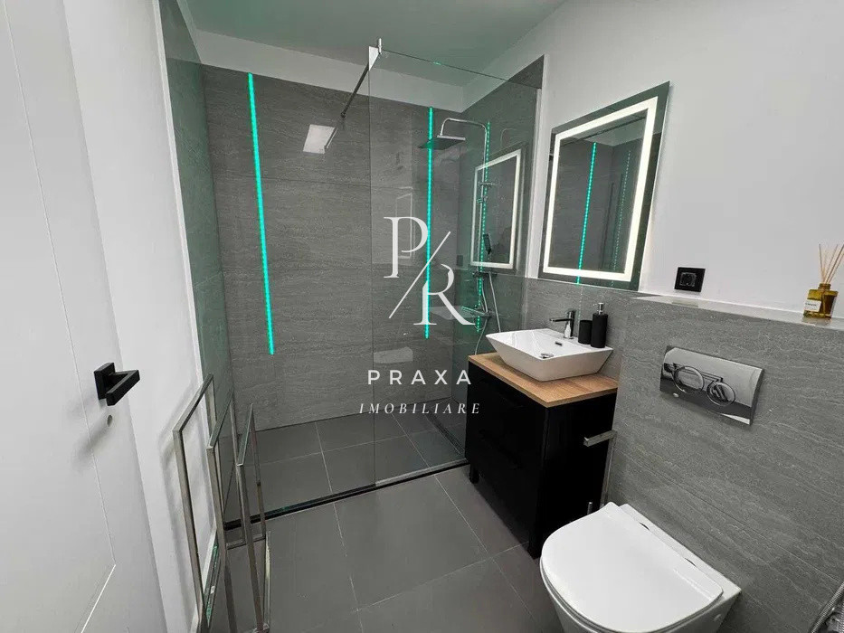Apartament 2 camere 53 mp, semidecomandat,mobilat Lux, etaj 1, zona aerisita