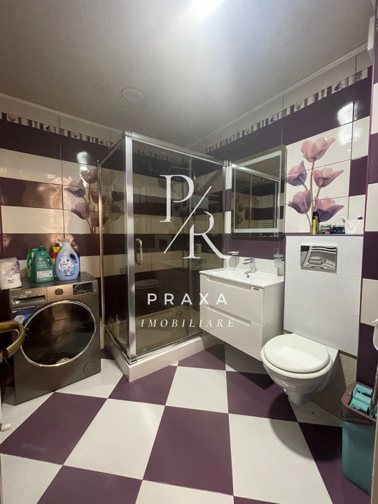 Apartament de vanzare 3 camere decomandate zona Eroilor!