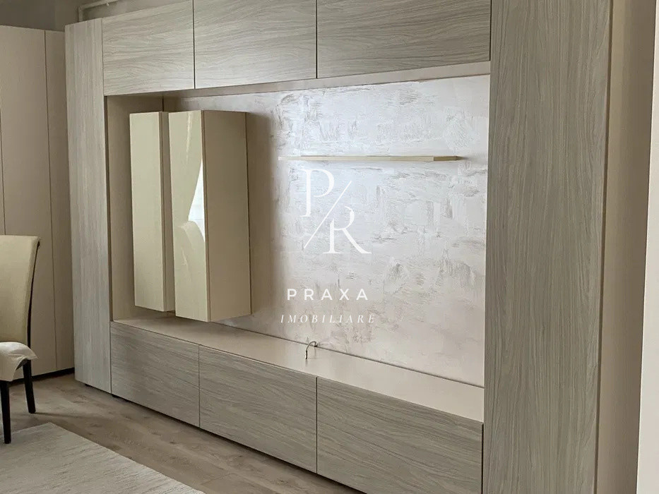 Apartament de inchiriat 3 camere zona Eroilor