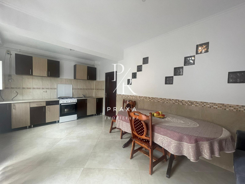 Apartament de vanzare 3 camere si parcare!