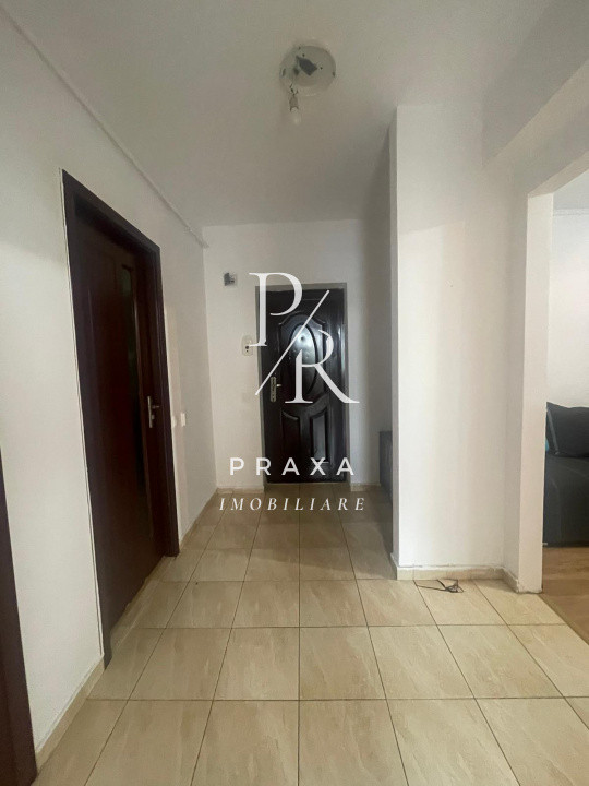 Apartament de vanzare 3 camere si parcare!