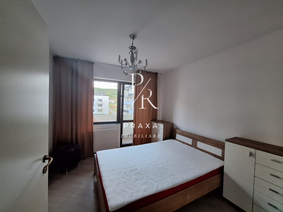 Apartament 3 camere, 53 mp, etaj intermediar, parcare, zona Terra!