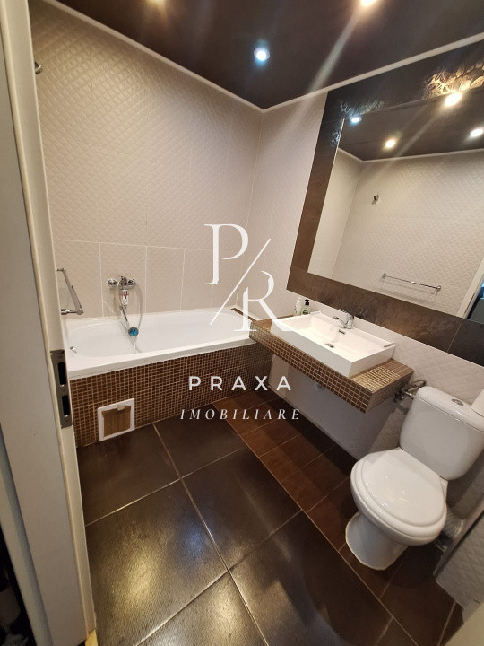 Apartament 3 camere, 53 mp, etaj intermediar, parcare, zona Terra!