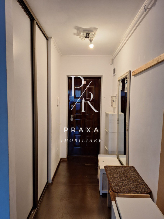 Apartament 3 camere, 53 mp, etaj intermediar, parcare, zona Terra!