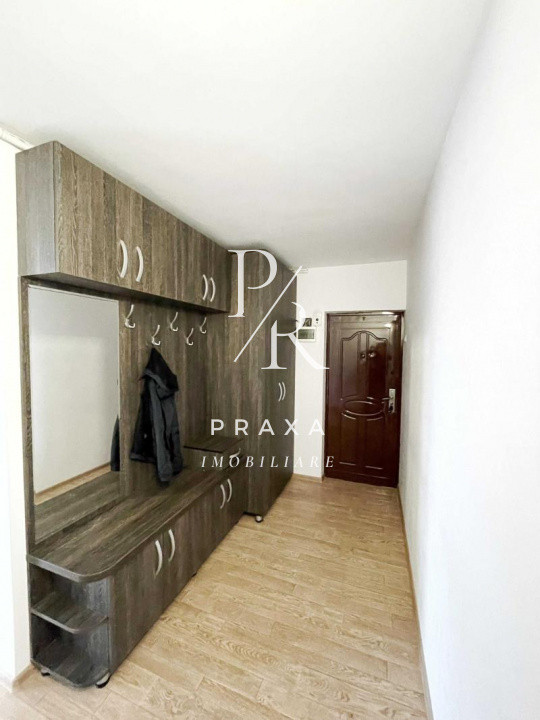Apartamen 3 camere , 63 mp , mobilat +parcare , Sesul de sus Floresti!