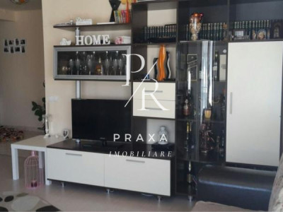 Apartament 2 camere , 54 mp , mobilat +parcare , Florilor Floresti!