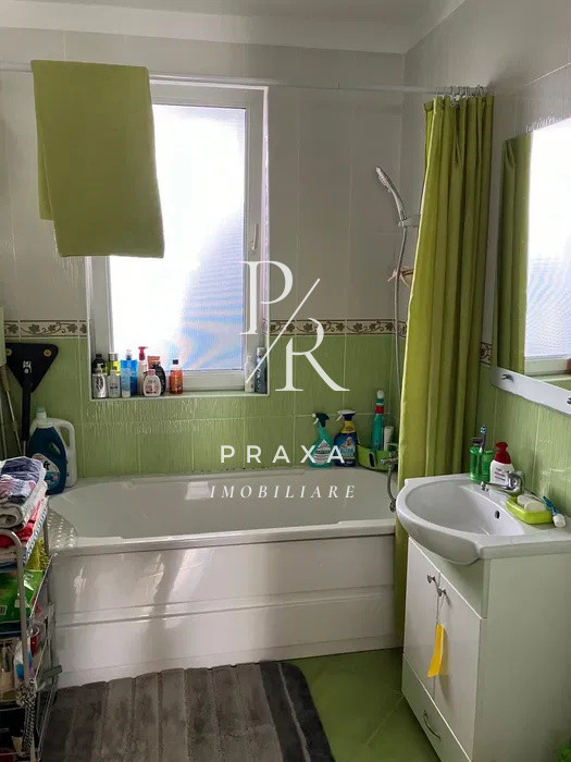 Apartament de vanzare 2 camere si gradina, zona centrala!