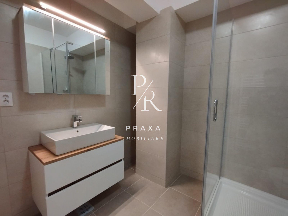 Apartament 3 camere de vanzare mobilat utilat lux!