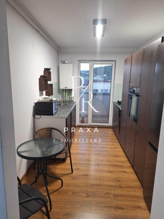 Apartament 2 camere , 57 mp , mobilat +parcare , Eroilor Floresti!