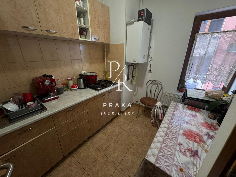 Apartament 1 camera ,etaj 2, balcon, parcare, zona Avram Iancu, Floresti