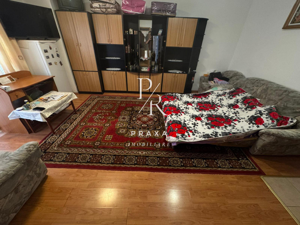 Apartament 1 camera ,etaj 2, balcon, parcare, zona Avram Iancu, Floresti