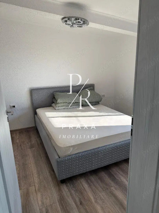 Apartament 3 camere , 60 mp , mobilat +parcare+terasa , Colinei Cluj!