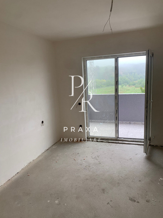Apartament 3 camere , 57 mp , semifinisat +parcare , Tineretului Floresti!