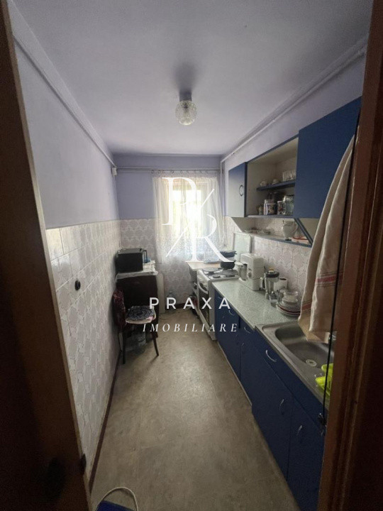 Apartament 2 camere , 40 mp , mobilat+balcon  , Mehedinti Manastur !