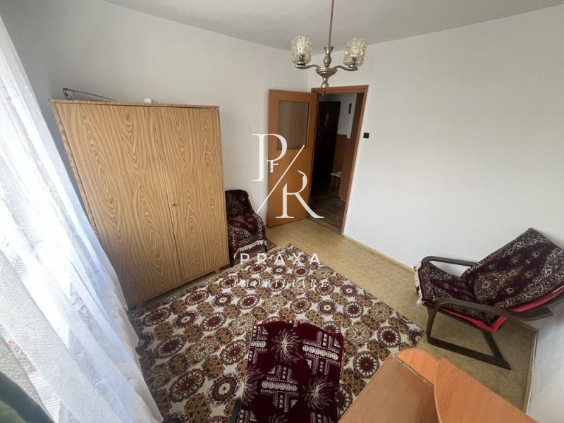 Apartament 2 camere , 40 mp , mobilat+balcon  , Mehedinti Manastur !