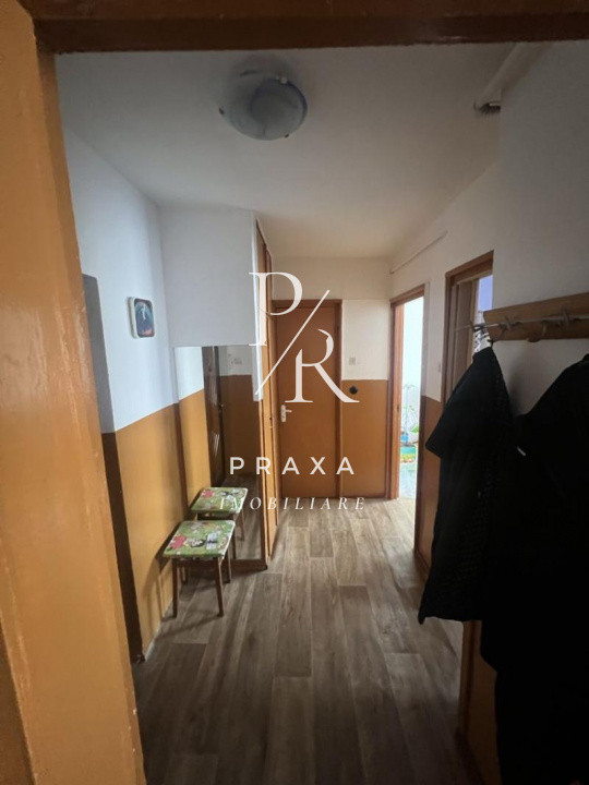 Apartament 2 camere , 40 mp , mobilat+balcon  , Mehedinti Manastur !