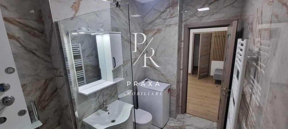 Apartament 2 camere, 53 mp, etaj intermediar, AC, parcare ,zona Avram Iancu!