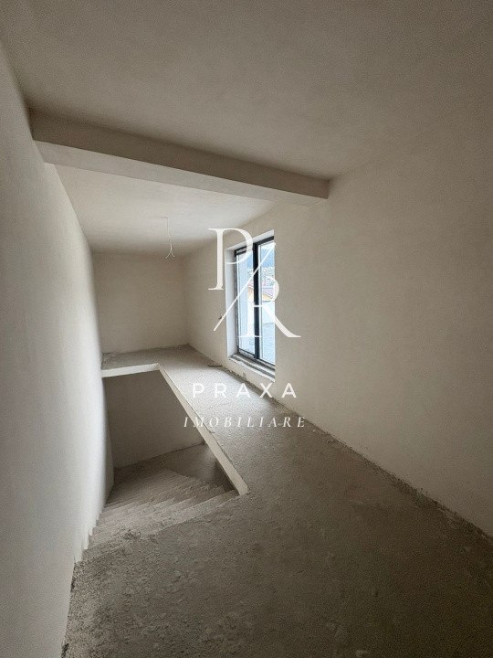 Casa de vanzare ,150 mp+ curte de 90 mp ,Floresti!