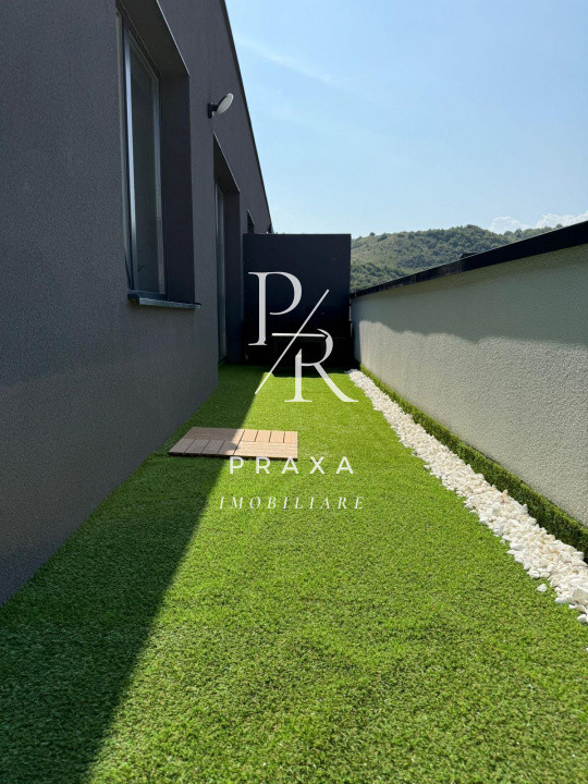 Apartament LUX,  3 camere, 53 mp, terasa, garaj optional, zona Terra!
