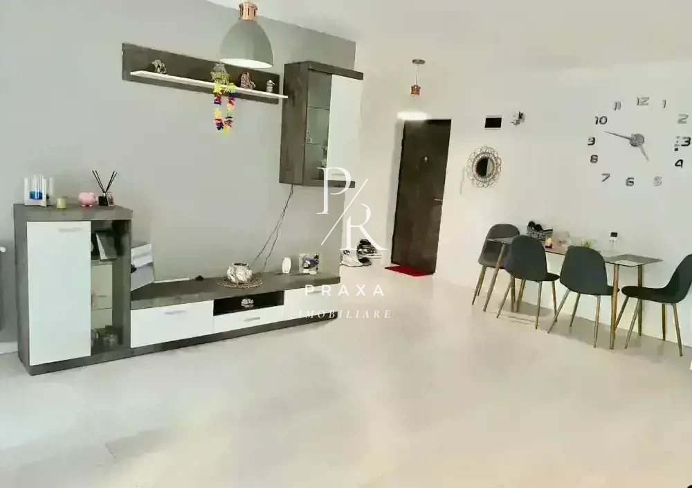 Apartament de vanzare, 2 camere, 67 mp, mobilat modern, strada Eroilor!