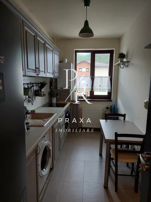 Apartament de vanzare, 2 camere, 57 mp, mobilat/utilat, zona Parcul Poligonului!