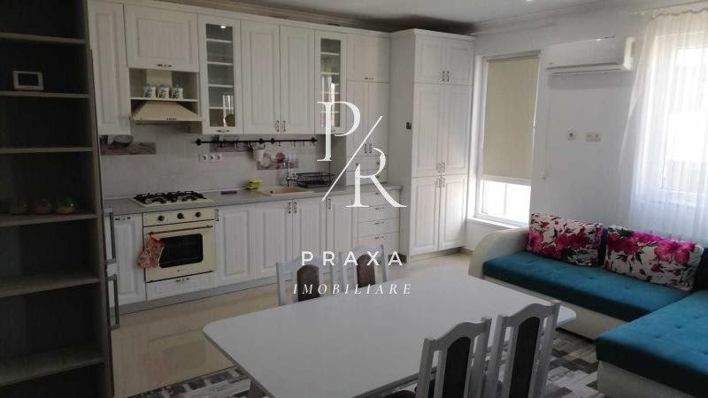 Apartamen 3 camere , 74 mp , mobilat +parcare , zona Poligon Floresti!