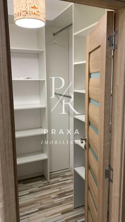 Apartamen 3 camere , 74 mp , mobilat +parcare , zona Poligon Floresti!