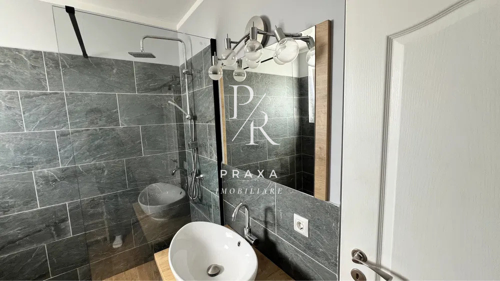 Apartament 2 camere, etaj 1, parcare, finisat LUX, zona Cetatii