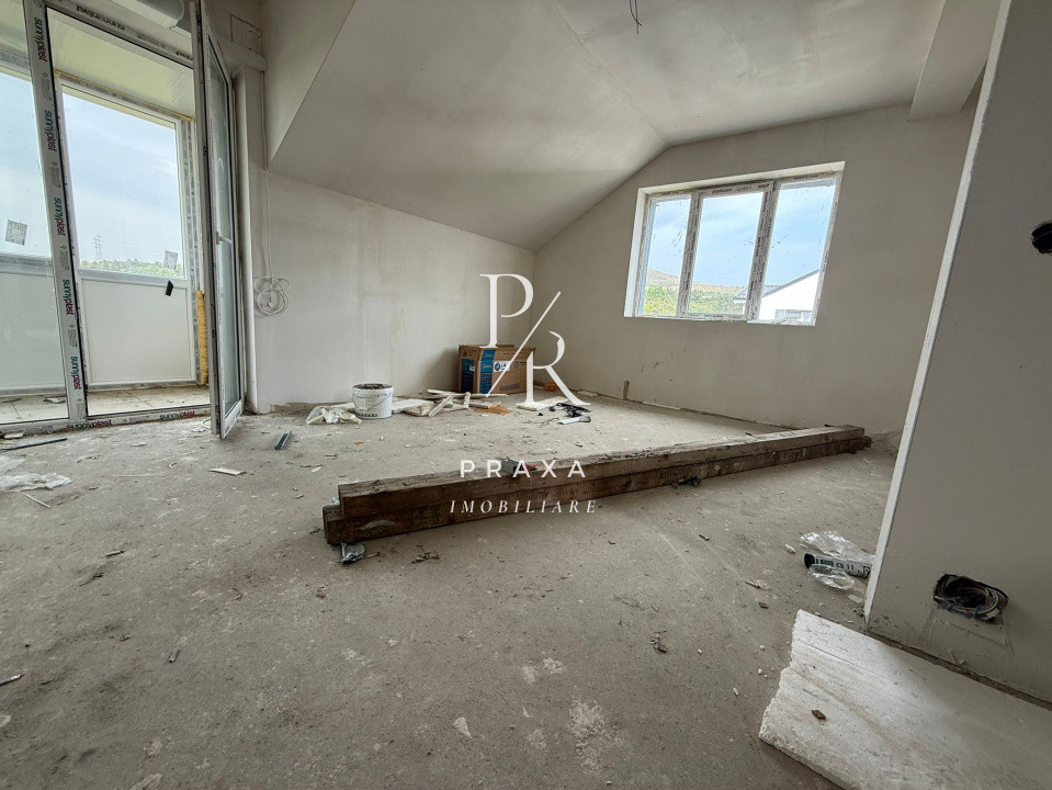 Apartament 3 camere semifinisat, balcon , zona Tineretului