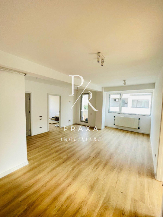 Apartament de vanzare 3 camere decomandat, 2 bai, 2 balcoane etaj intermediar!