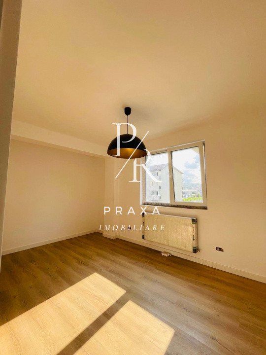 Apartament de vanzare 3 camere decomandat, 2 bai, 2 balcoane etaj intermediar!