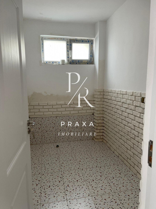 Apartament de vanzare 3 camere decomandat, 2 bai, 2 balcoane etaj intermediar!