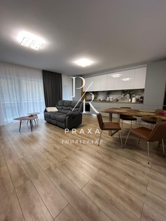 Apartament 2 camere, LUX, garaj, lift, 56 mp, zona Teilor!