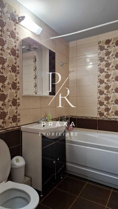 Apartament 3 camere , 75 mp , 2 bai+2 balcoane , Manastur !